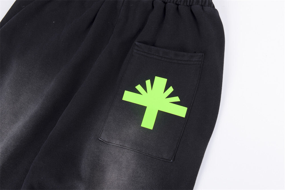 VERTABRAE "KNEE LOGO" SWEATPANTS
